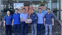 Công đoàn Tổng công ty Thép Việt Nam: Khẩn trương, tích cực cứu trợ người lao động khắc phục hậu quả bão số 10, 11