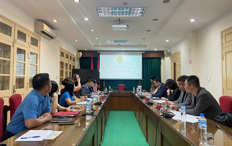 Đoàn đại biểu Công đoàn Kim khí Hàn Quốc thăm và làm việc với Công đoàn Công Thương Việt Nam
