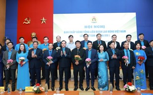 Bầu bổ sung 20 Ủy viên Ban Chấp hành Tổng LĐLĐVN khóa XIII nhiệm kỳ 2023-2028