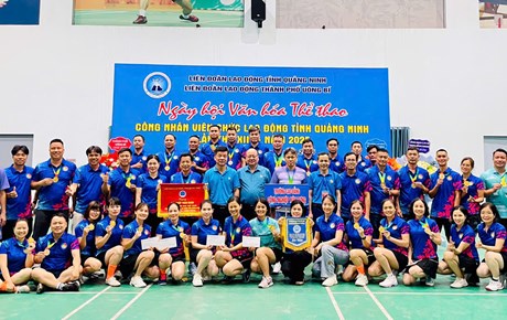 Đoàn Trường Cao đẳng Công nghiệp và Xây dựng tham gia Ngày hội VHTT CNVCLĐ tỉnh Quảng Ninh lần thứ XIII