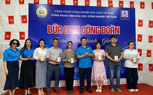  "Bữa cơm Công đoàn" năm 2025 - đợt sinh hoạt chính trị sâu rộng trong toàn hệ thống Công đoàn Công nghiệp Hóa chất Việt Nam