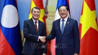 Thủ tướng Lê Minh Hưng hội kiến Chủ tịch Quốc hội Lào Sonexay Siphandone