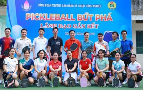 Người "thắp lửa" đổi mới sáng tạo và gắn kết đoàn viên