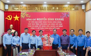 Chủ tịch Tổng LĐLĐ Việt Nam Nguyễn Đình Khang chúc Tết người lao động Phân bón Miền Nam