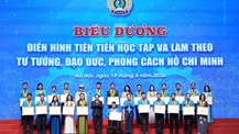 Vinh danh 131 điển hình tiên tiến làm theo lời Bác