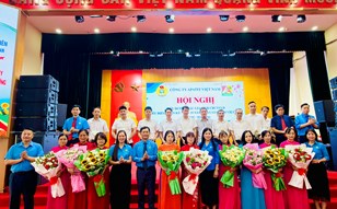 Apatit Việt Nam tôn vinh 37 mái ấm tiêu biểu