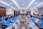Công đoàn Công Thương Việt Nam và Đoàn đại biểu Cao cấp TW Liên hiệp Công đoàn làm đến thăm và làm việc tại Công ty CP Nhựa Thiếu niên Tiền Phong 