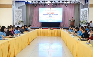 Muốn công tác nữ công đi vào chiều sâu, phải bắt đầu từ cán bộ