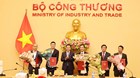 Bộ Công Thương công bố và trao các Quyết định về công tác cán bộ