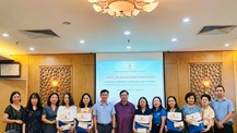 Công đoàn Công Thương Việt Nam thăm và tri ân các Gia đình chính sách tại Trung tâm Thông tin Công nghiệp và Thương mại 